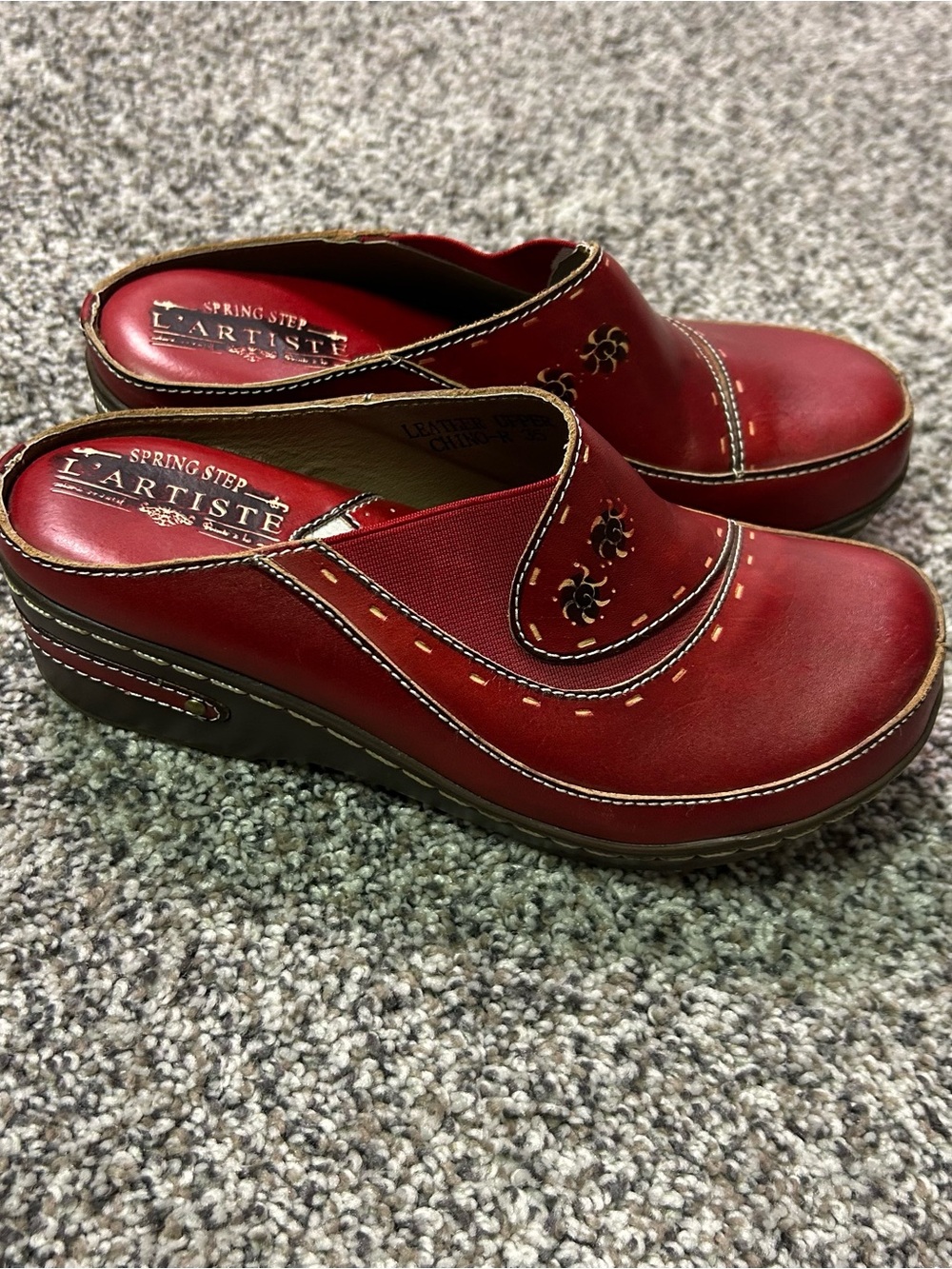 Spring Step L’Artiste Chino Red Leather Clogs Shoes Mules 35 EU / 5 Women